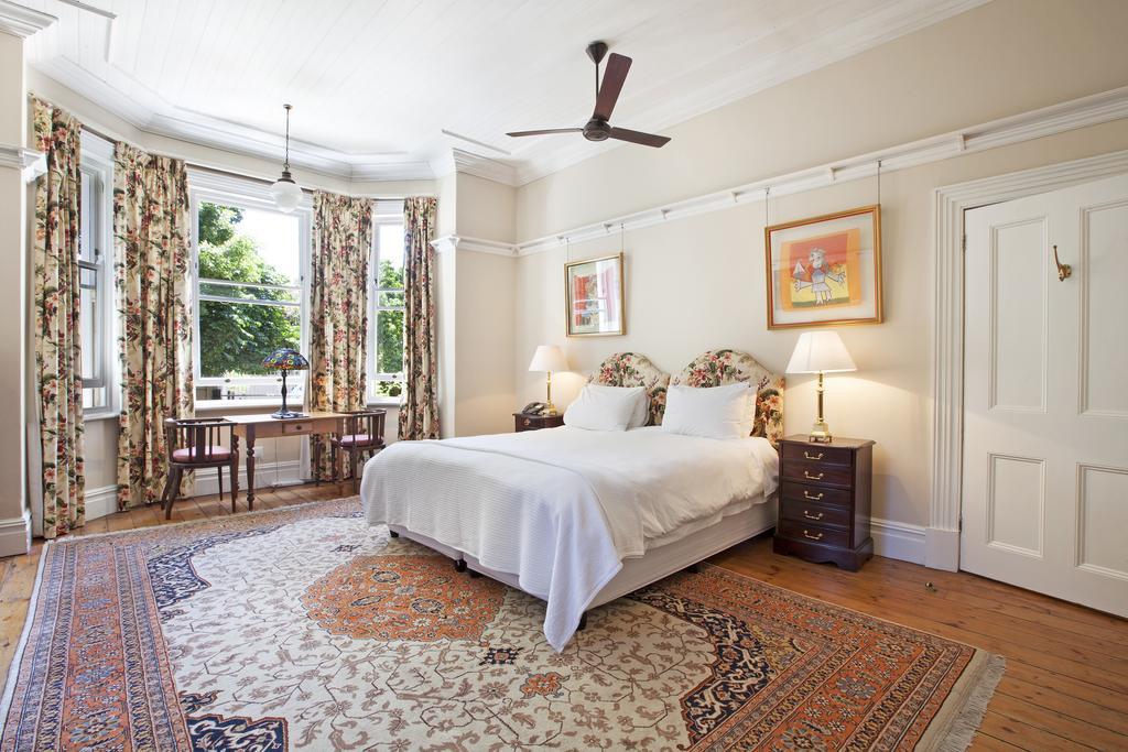 Medindi Manor Hotel Kaapstad Buitenkant foto