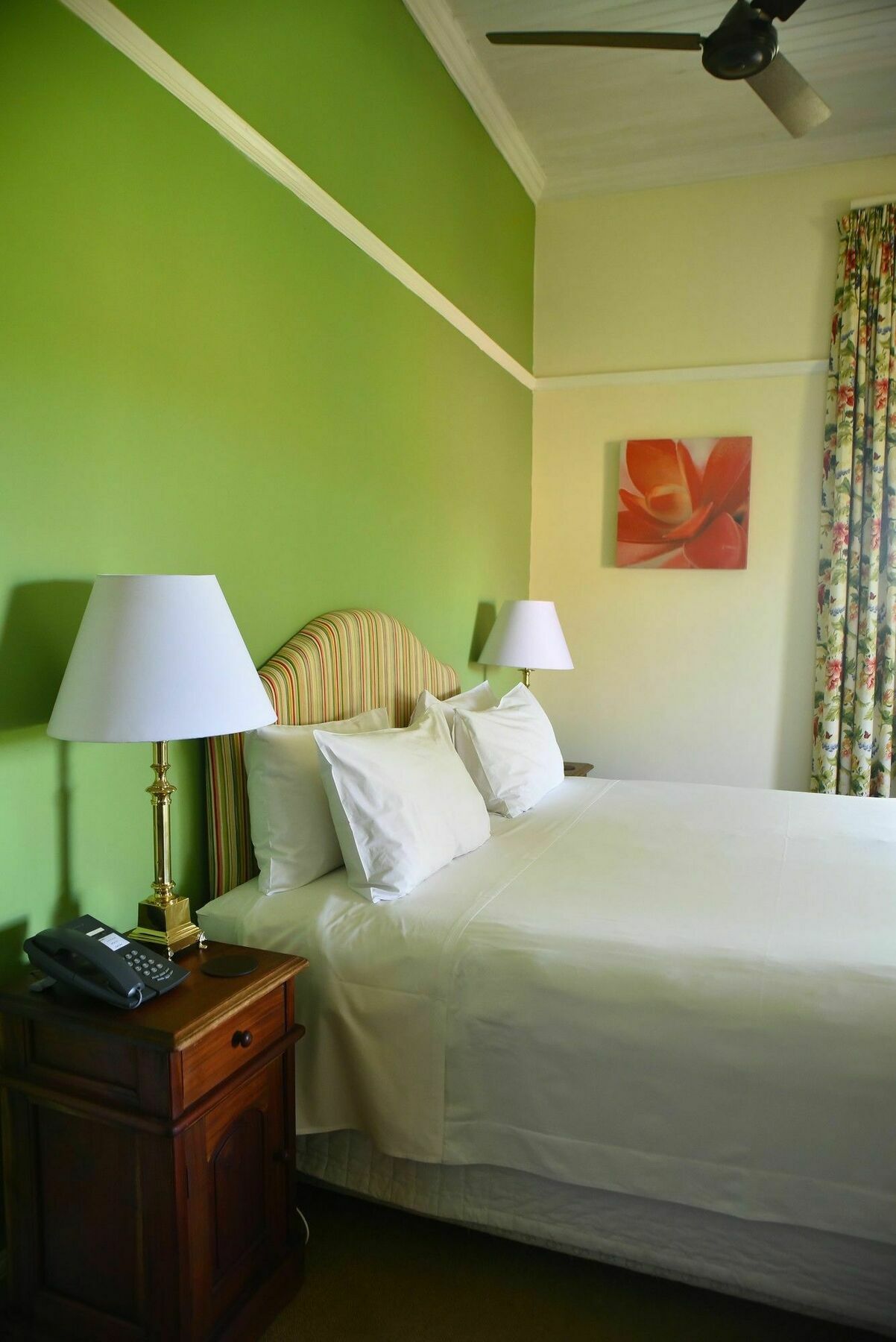 Medindi Manor Hotel Kaapstad Buitenkant foto